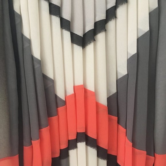 BCBG Runway Dietrich Pleated Silk Dress (New) - Picture 7 of 7